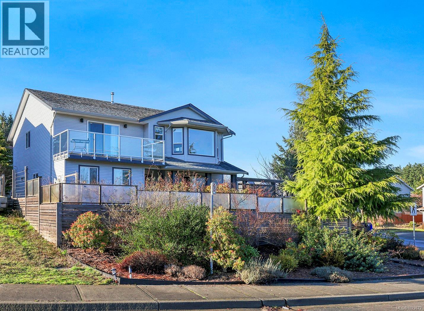 1270 Beckton Dr, Comox