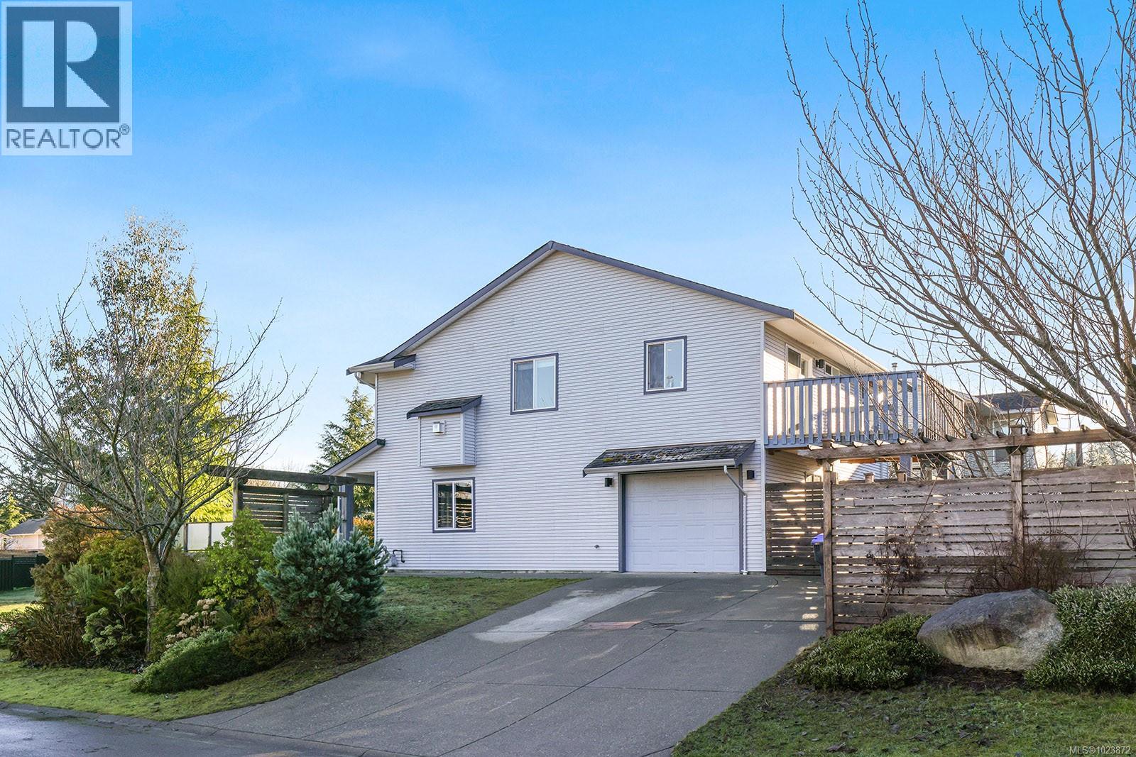 1270 Beckton Dr, Comox