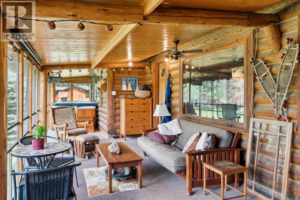 67 Bracken Point, Bragg Creek