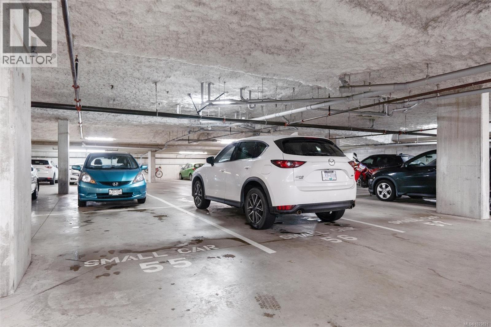 #216 938 DUNFORD AVE - 25