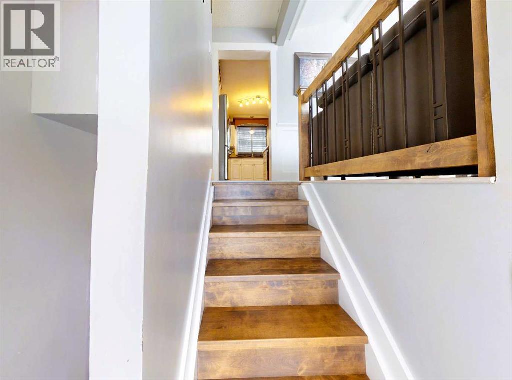 9805 100 Avenue, Plamondon