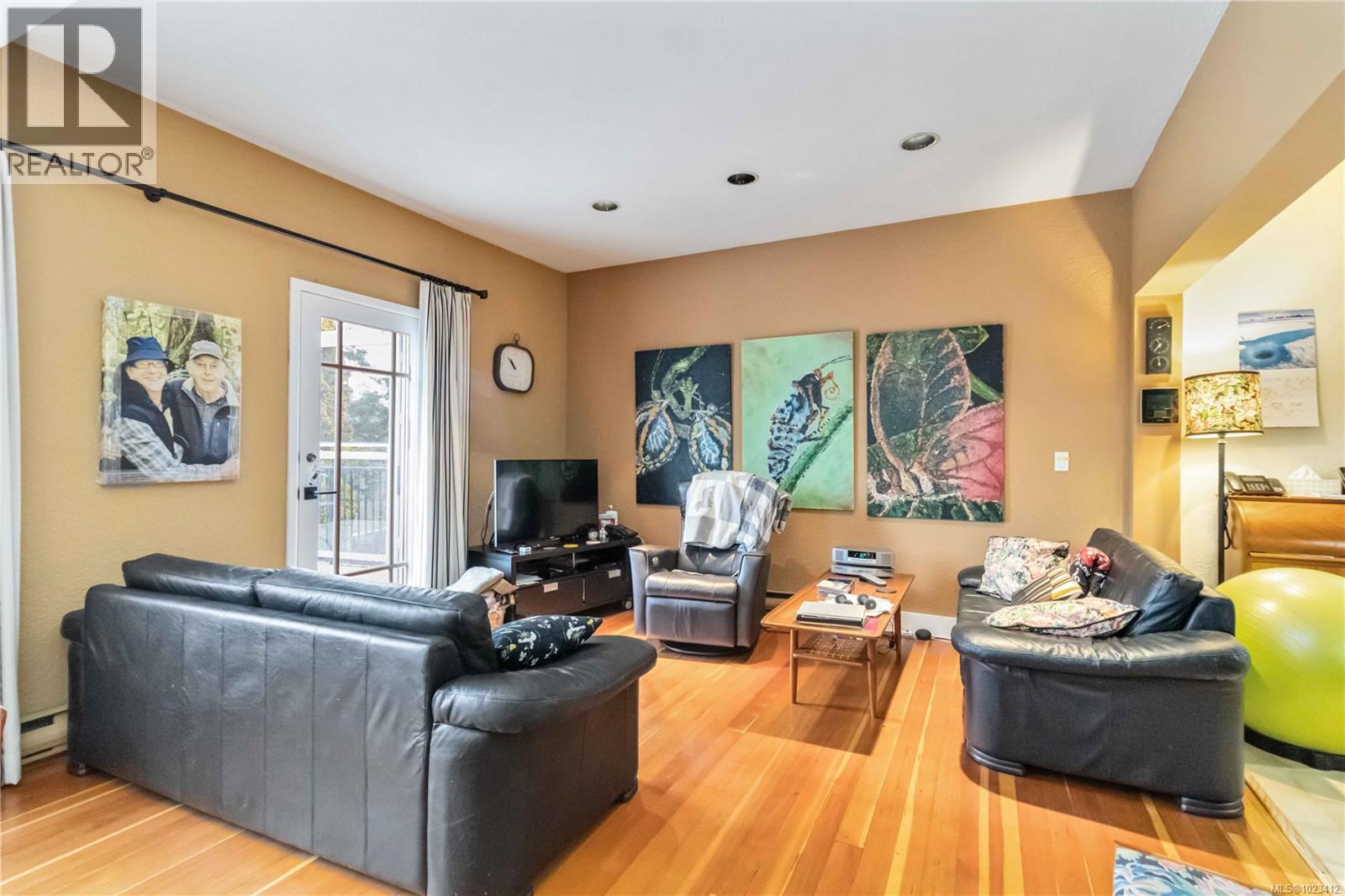 956 Westing Rd - 26