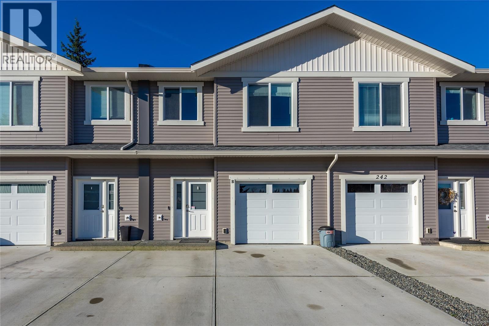 B 242 Petersen Rd, Campbell River