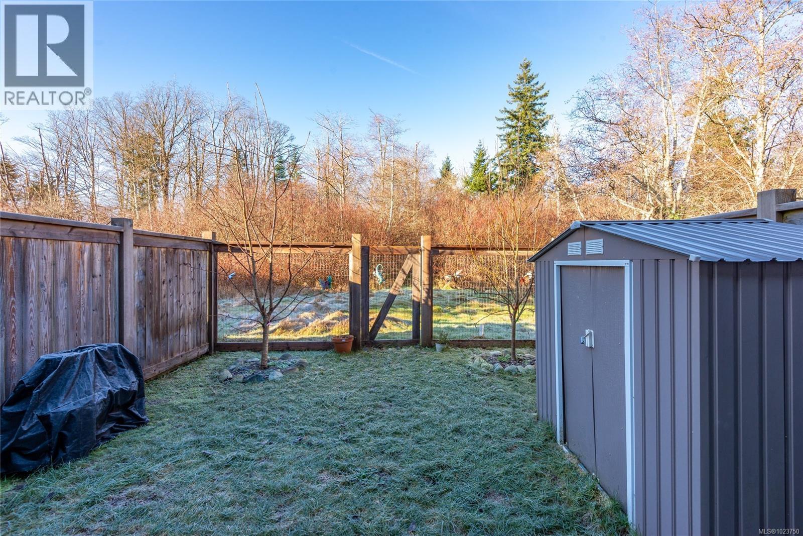 B 242 Petersen Rd, Campbell River