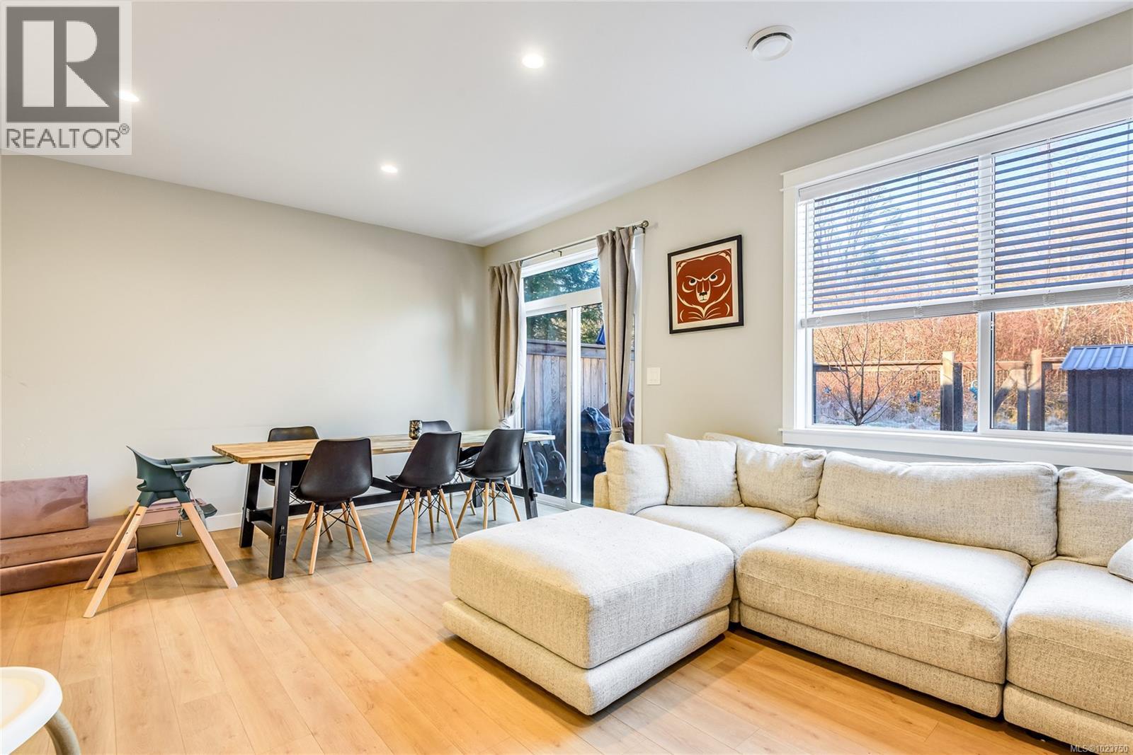 B 242 Petersen Rd, Campbell River