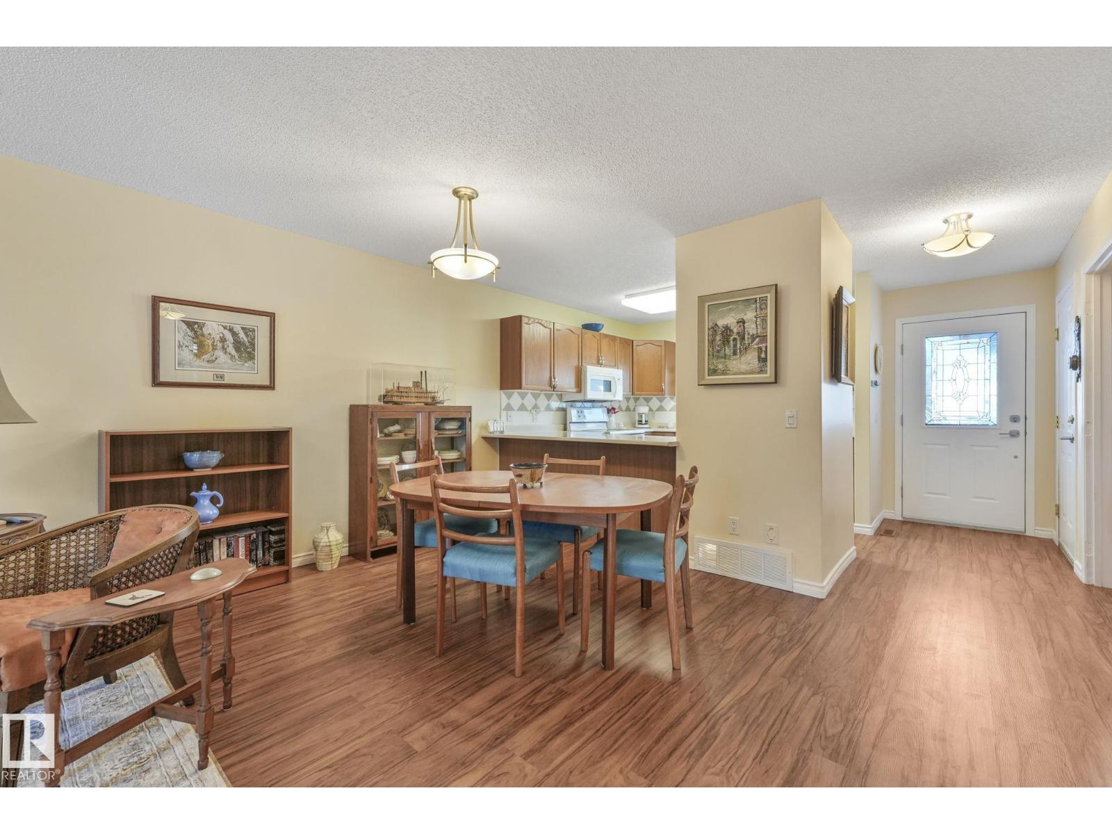 168 KINGSWOOD BV, St. Albert