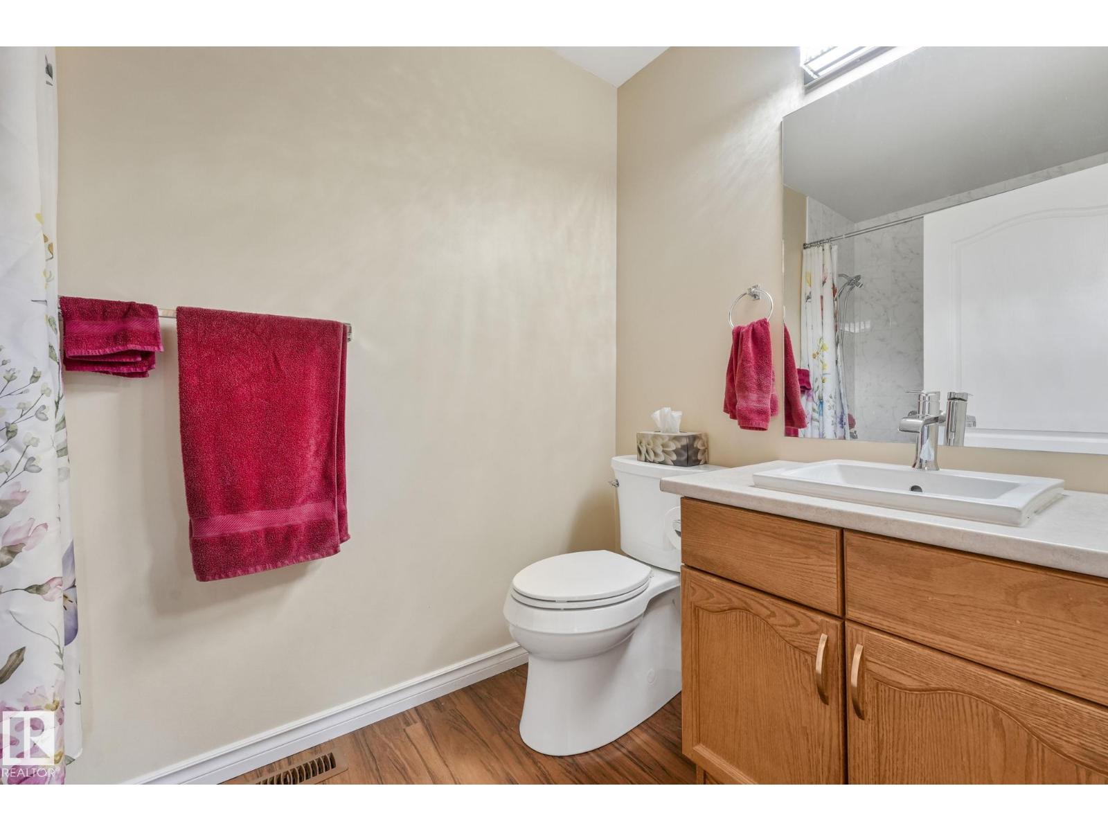 168 KINGSWOOD BV, St. Albert