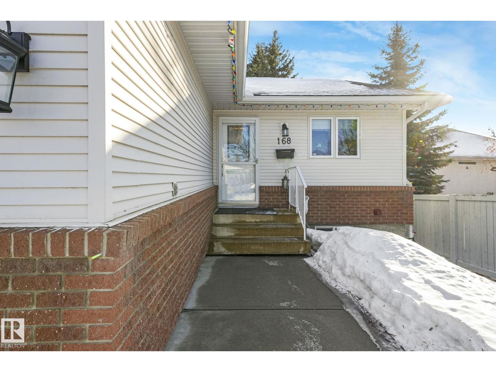 168 KINGSWOOD BV, St. Albert