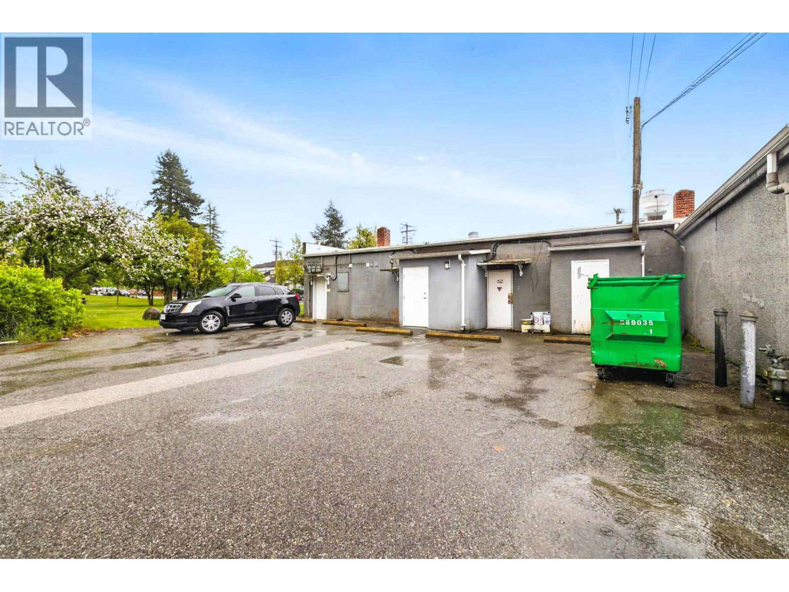 Business in Burnaby - Image 28