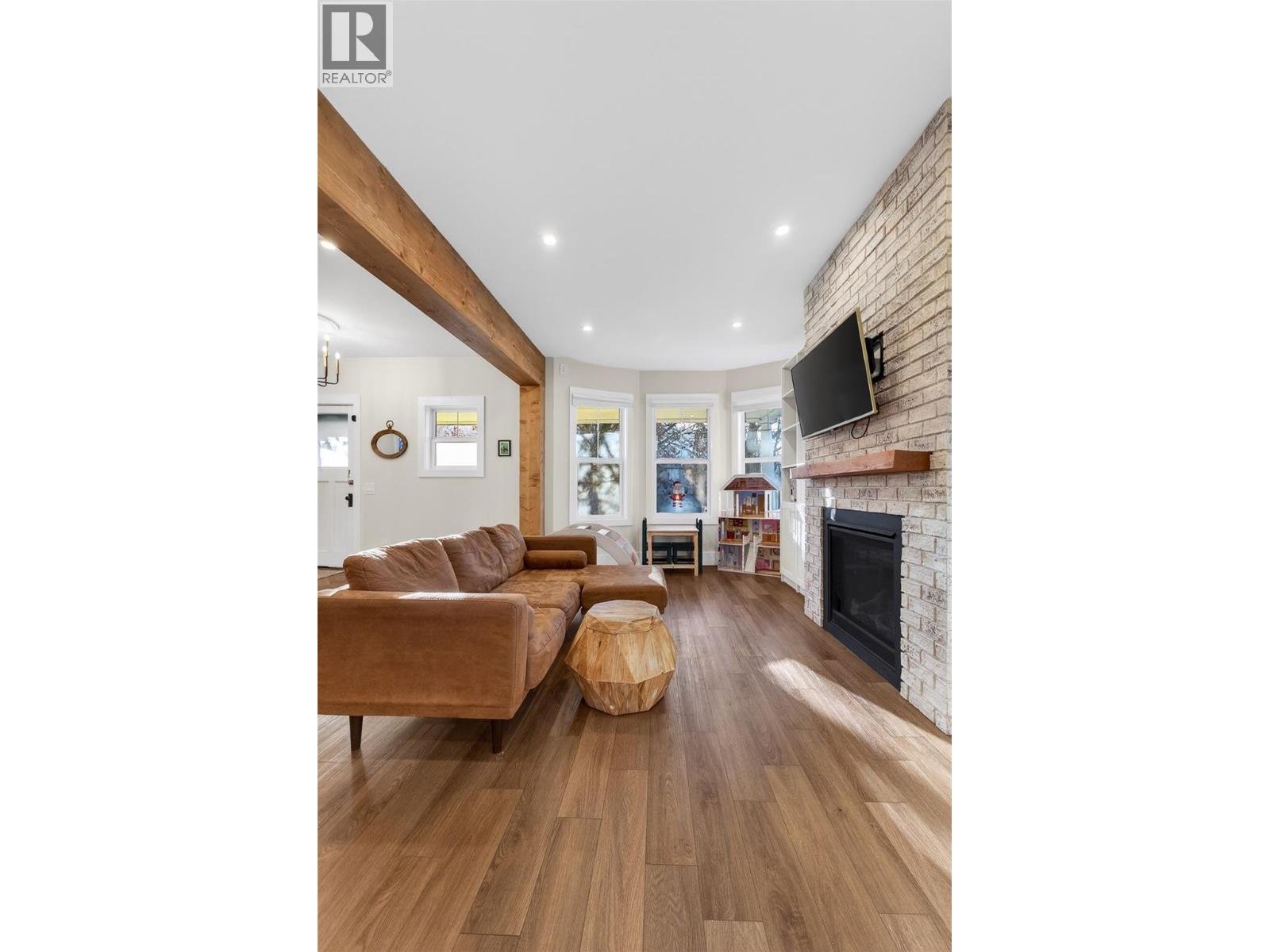 723 HENDRYX Street, Nelson