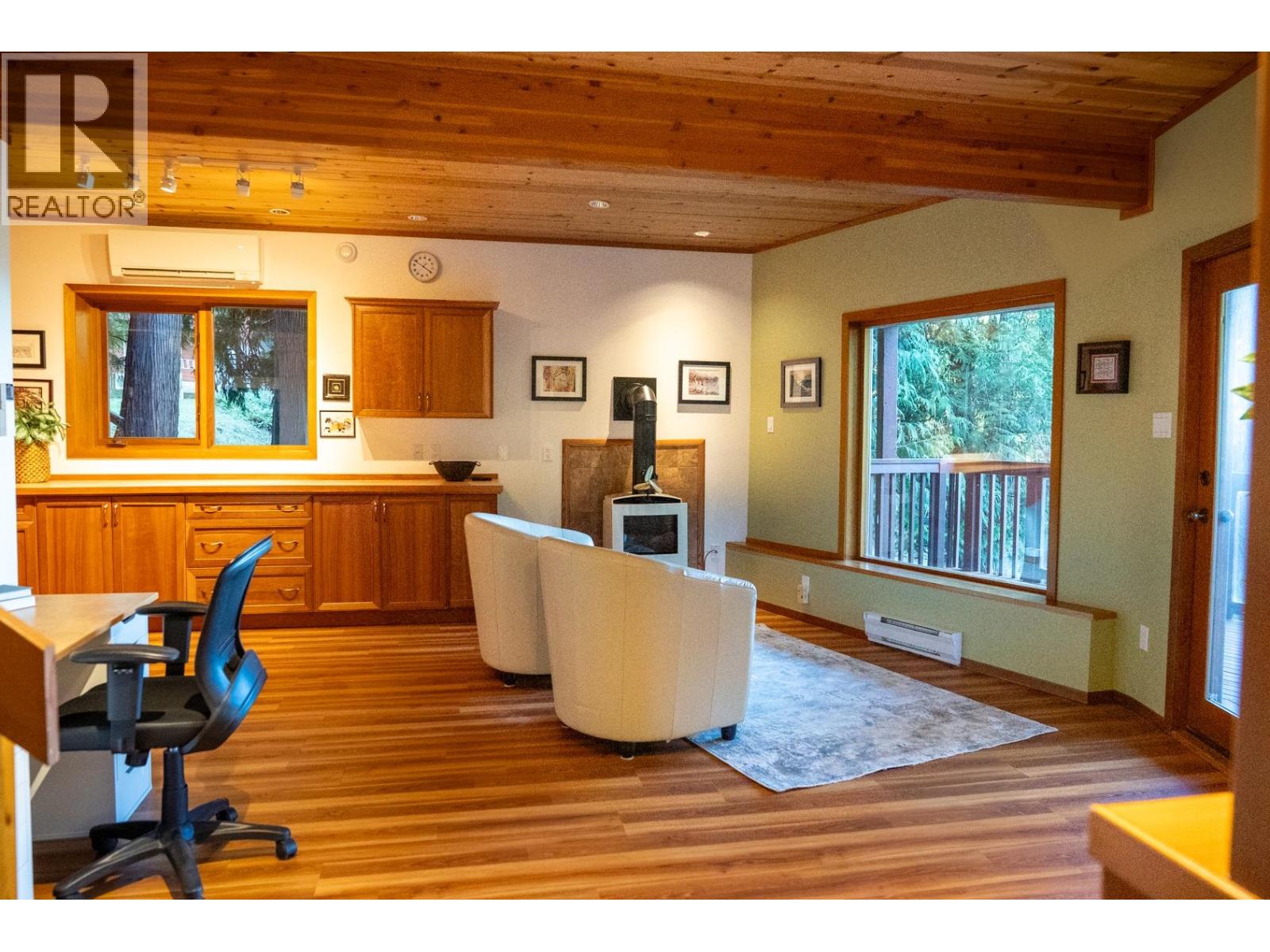 2648 GALLEON WAY, Pender Island