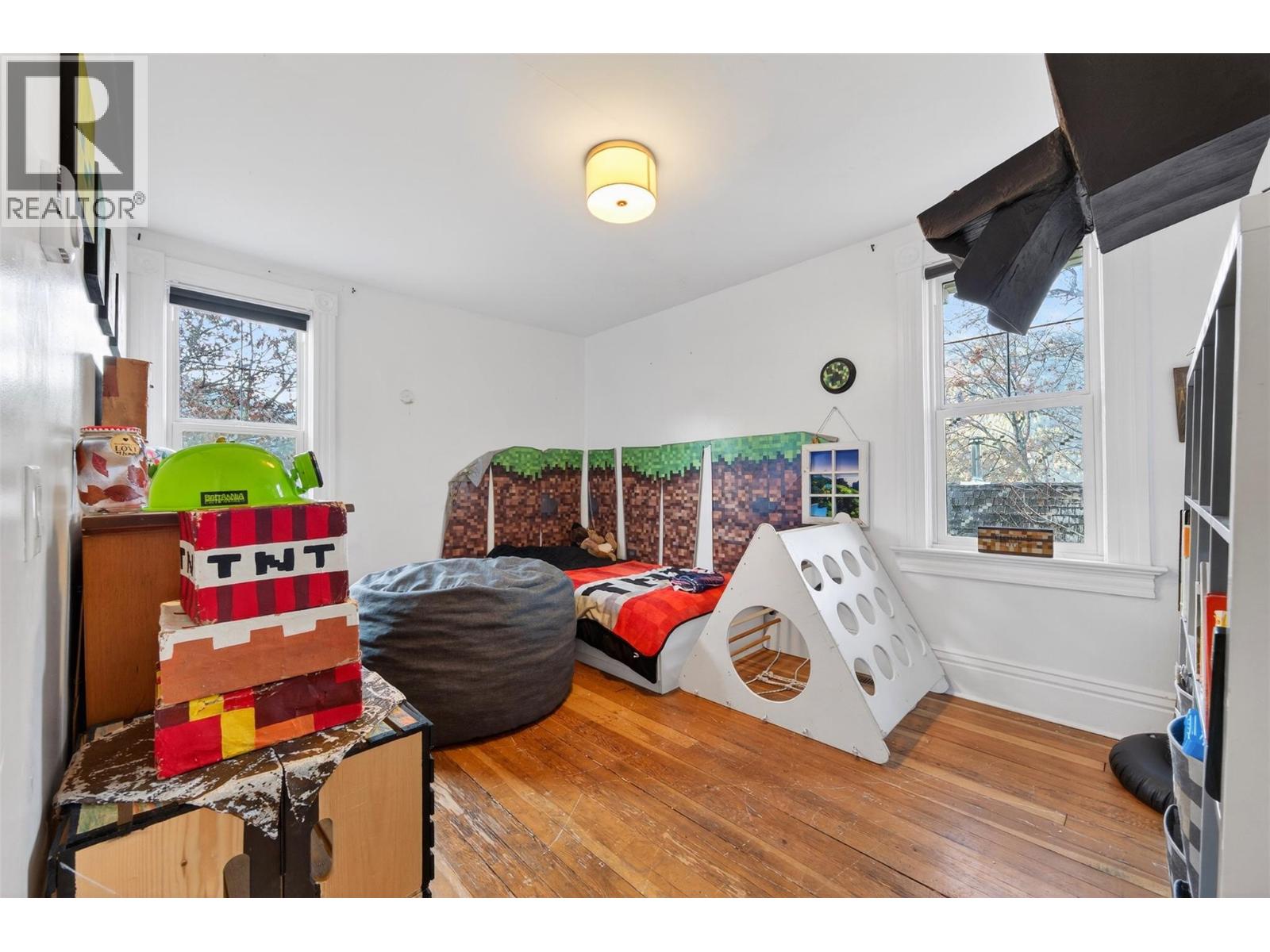 723 HENDRYX Street, Nelson