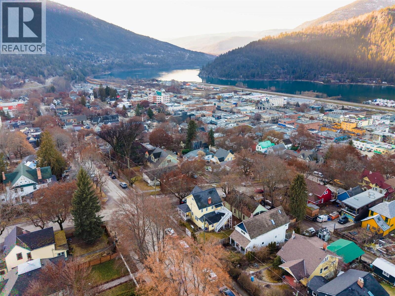 723 HENDRYX Street, Nelson