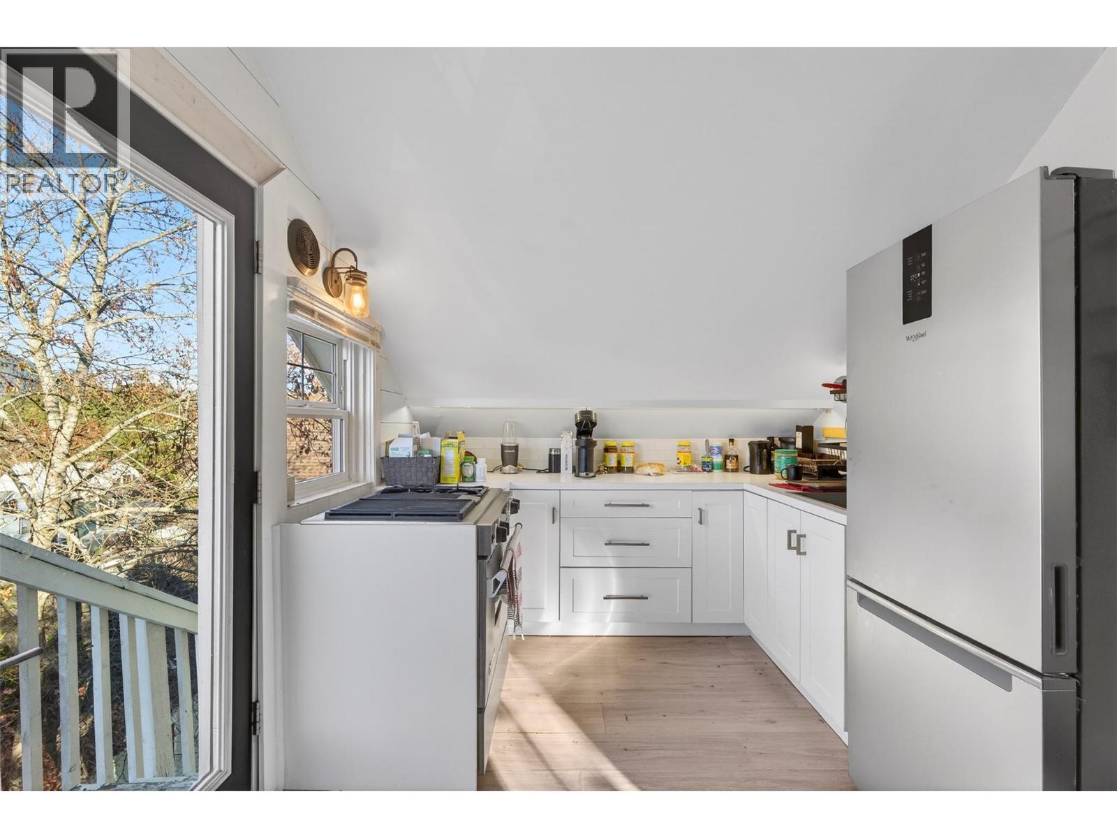 723 HENDRYX Street, Nelson