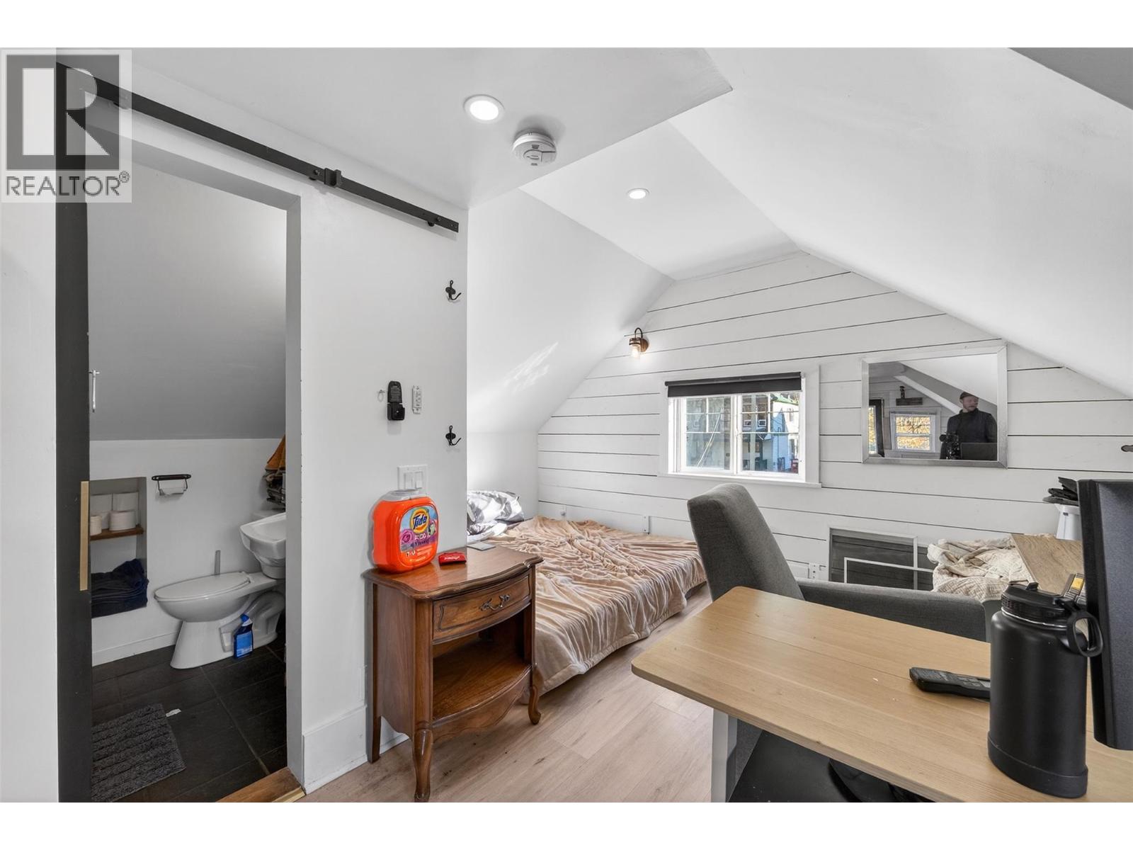 723 HENDRYX Street - 41