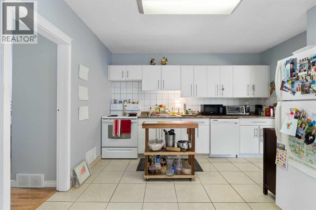 Multi-family House Bi-level for Sale in   Avenue SW South Calgary Calgary 