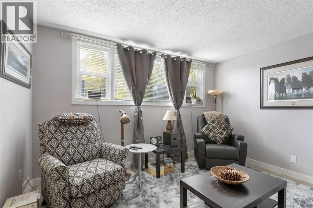 Multi-family House Bi-level for Sale in   Avenue SW South Calgary Calgary 