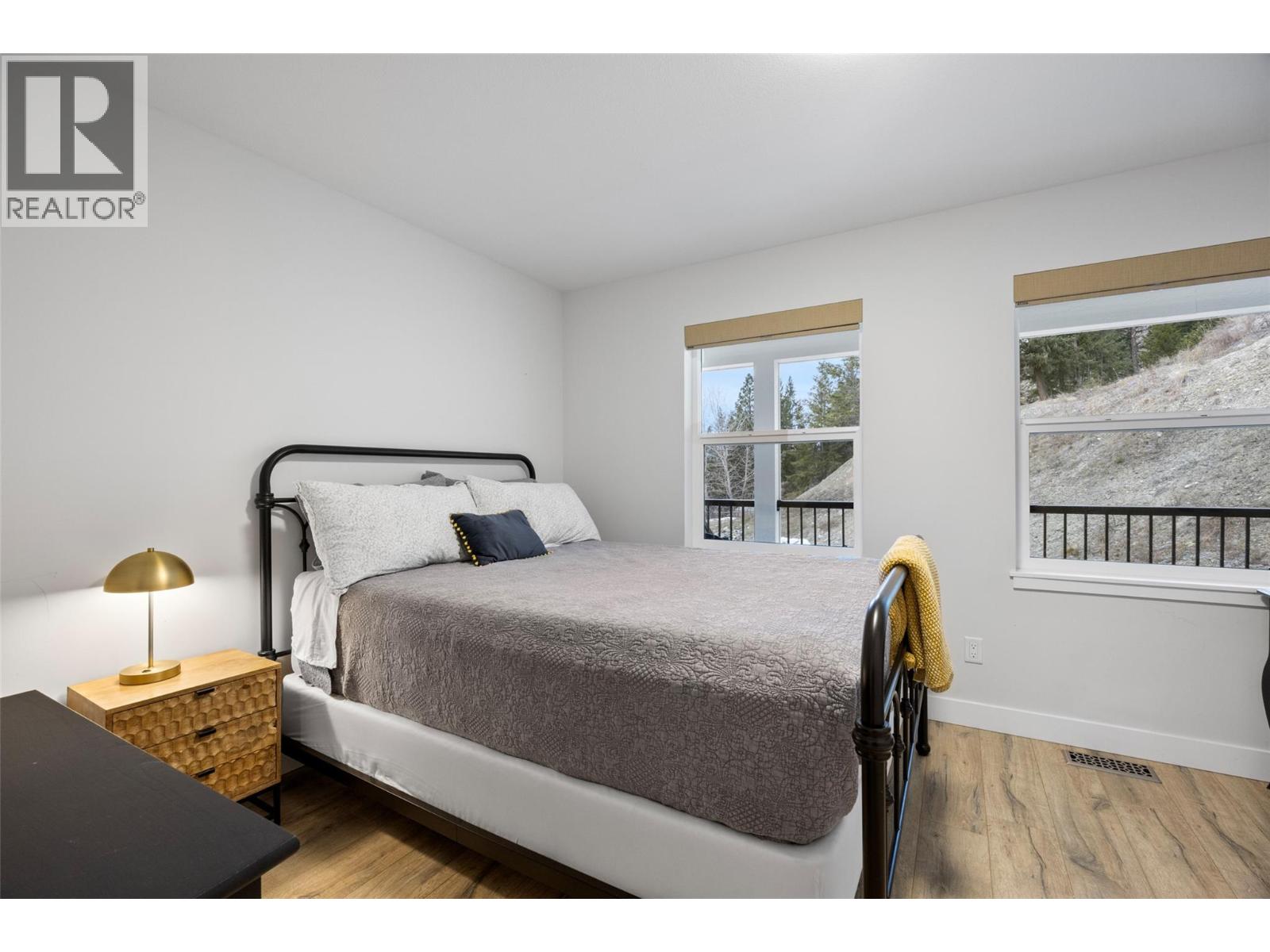 324 ORCHARD LAKE ROAD - 32