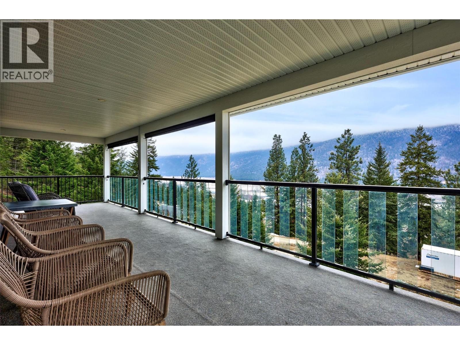 324 ORCHARD LAKE ROAD - 39