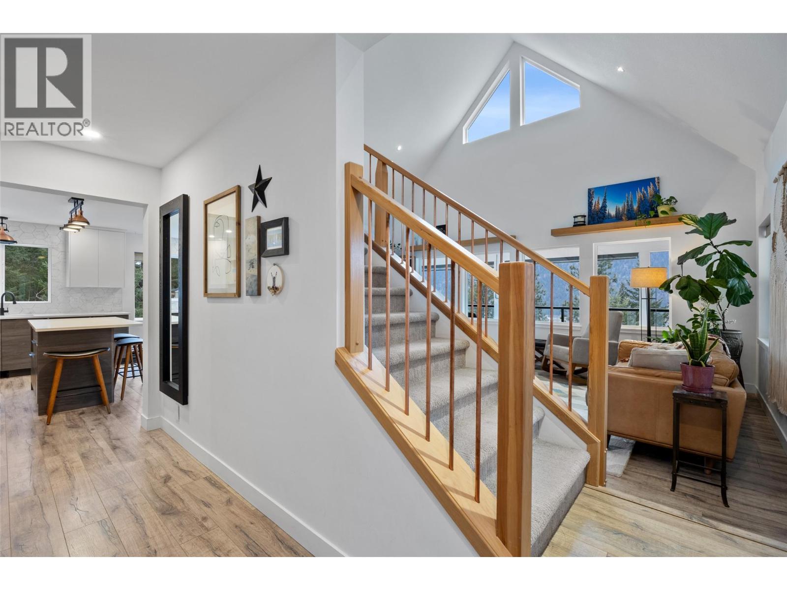 324 ORCHARD LAKE ROAD - 37