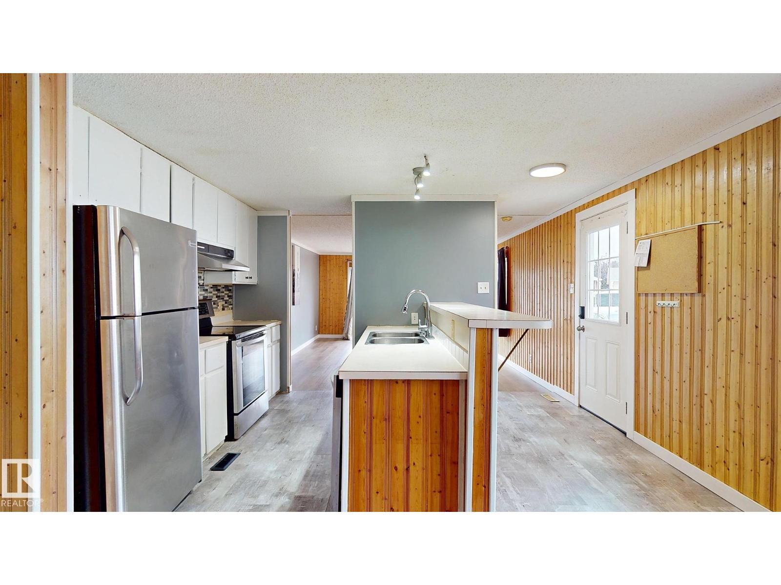 22 West View BV NW, Edmonton