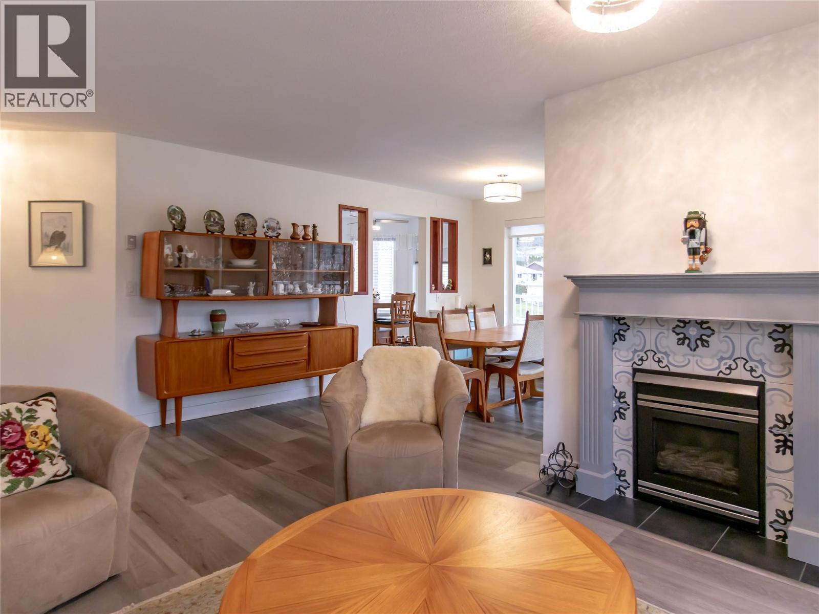 206 250 5th Street Southeast, Salmon Arm