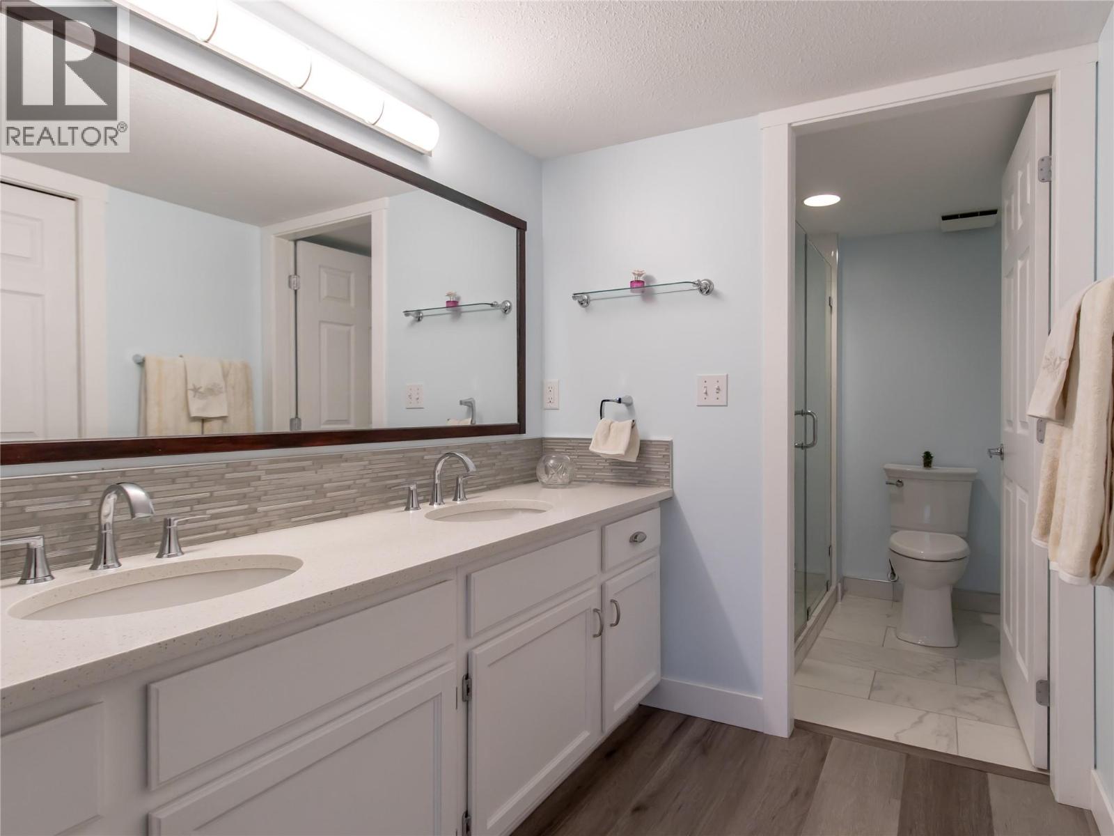 206 250 5th Street Southeast, Salmon Arm