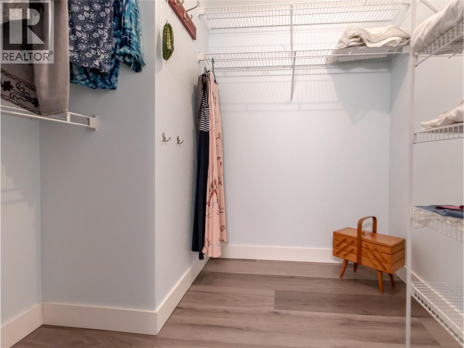 206 250 5th Street Southeast, Salmon Arm