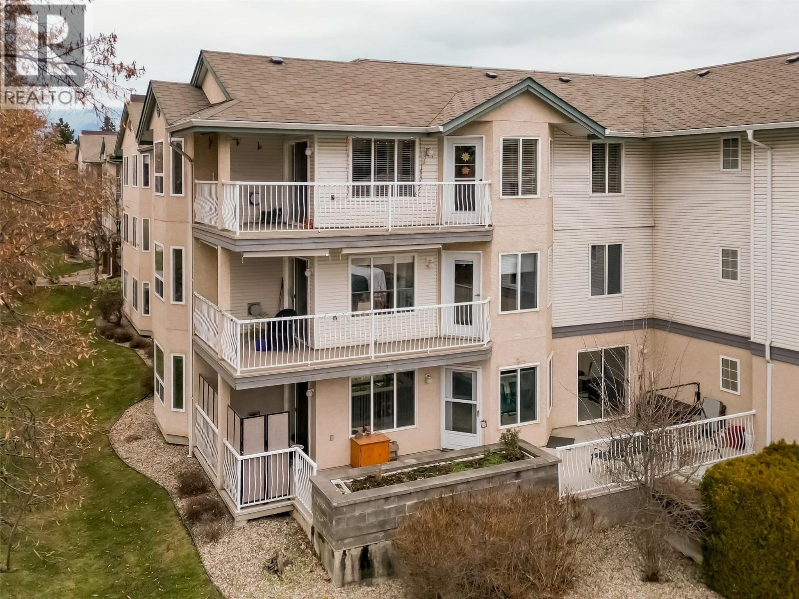 206 250 5th Street Southeast, Salmon Arm