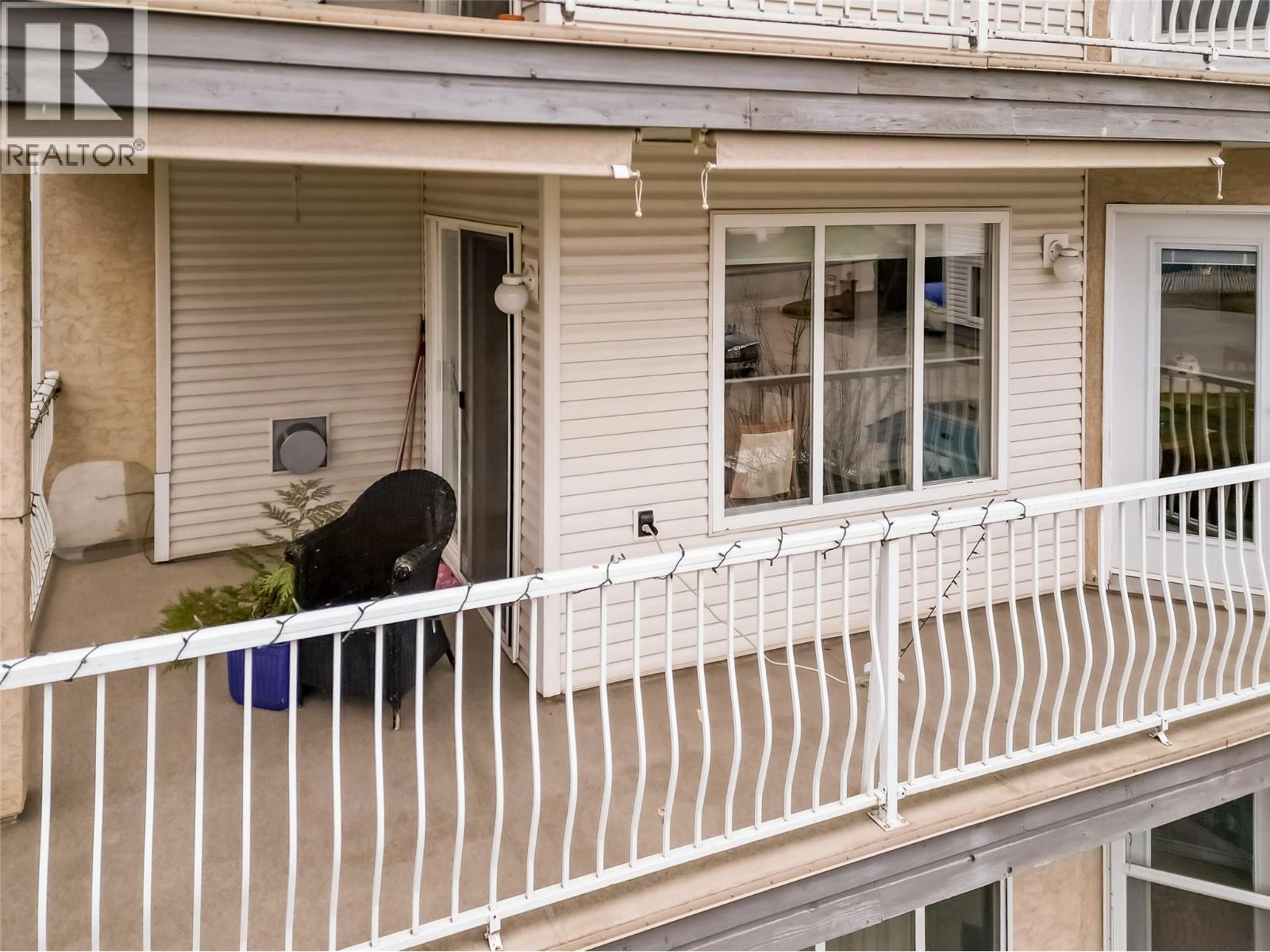 206 250 5th Street Southeast, Salmon Arm