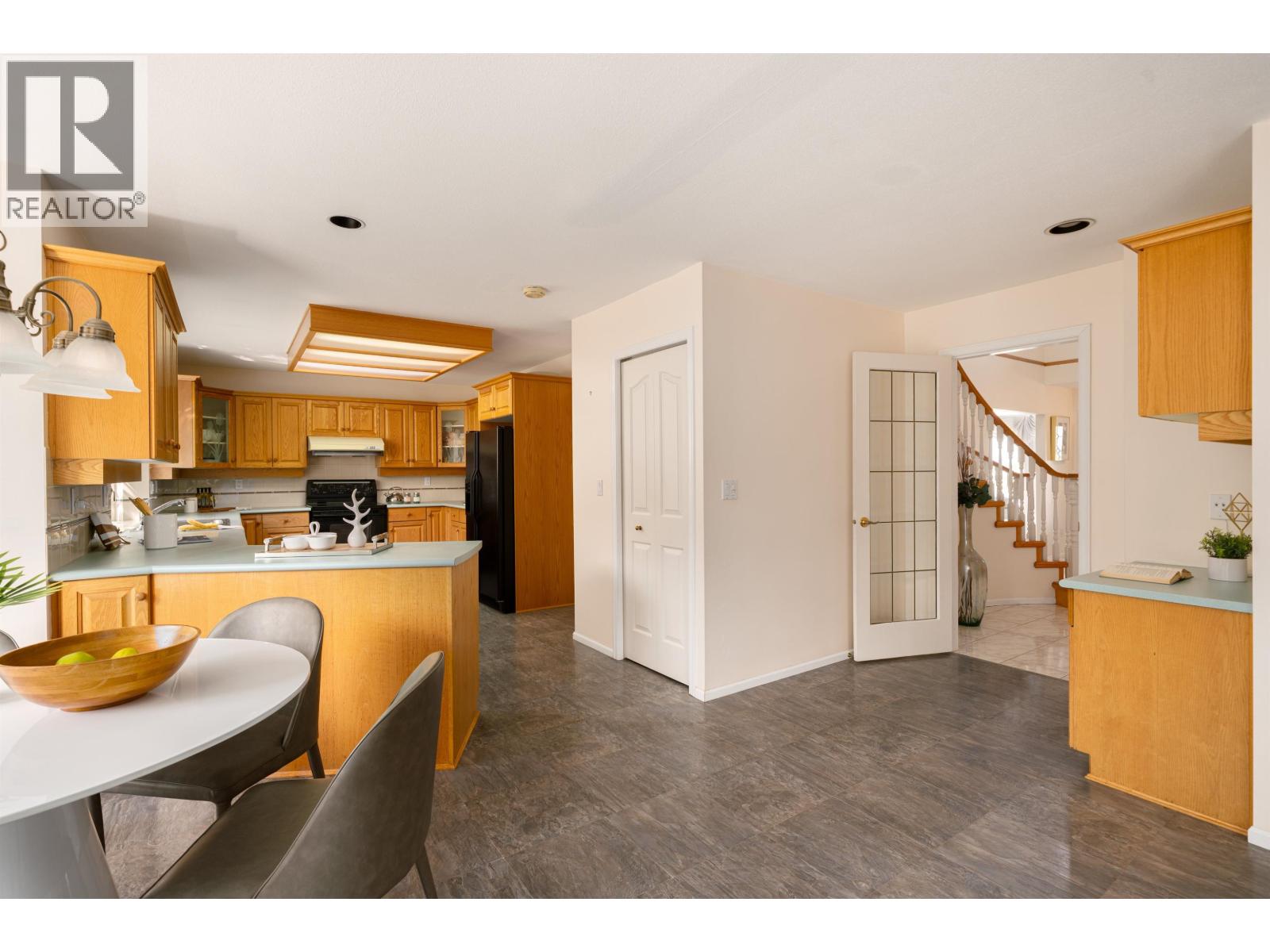 3300 RIVER Road, Richmond