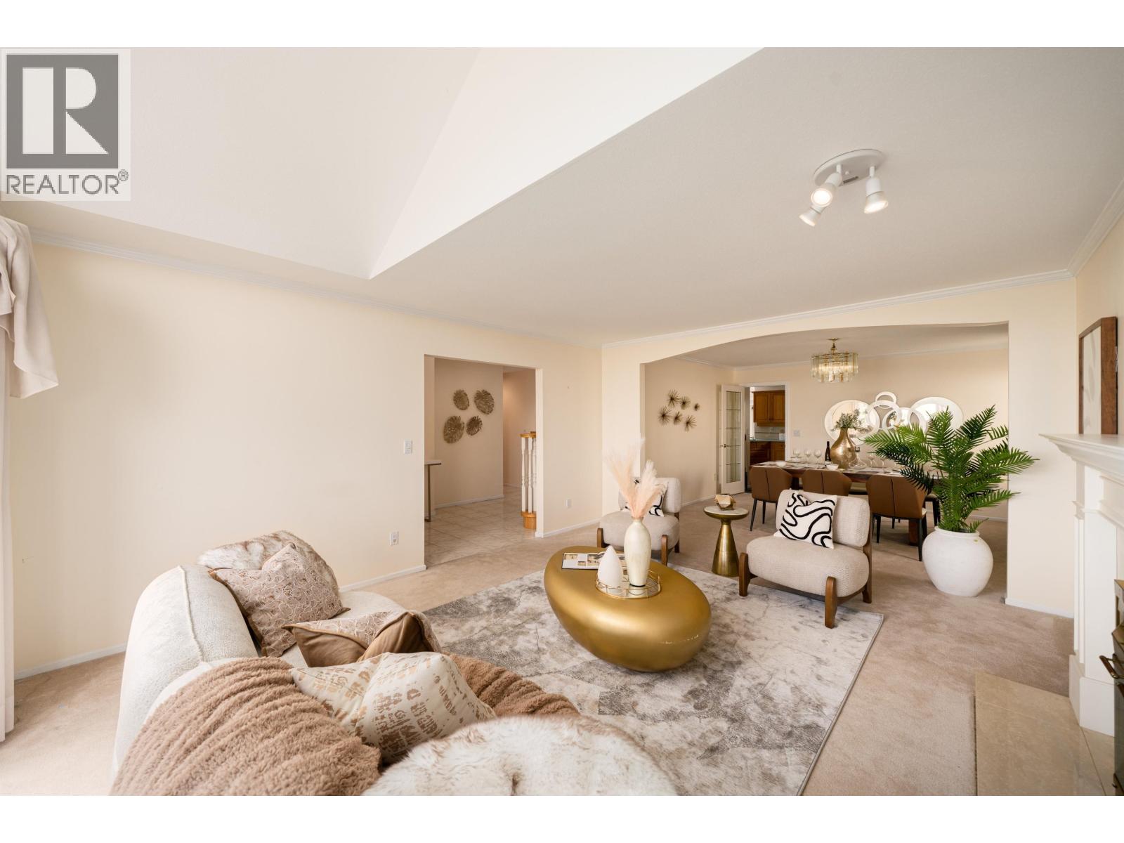 3300 RIVER Road, Richmond