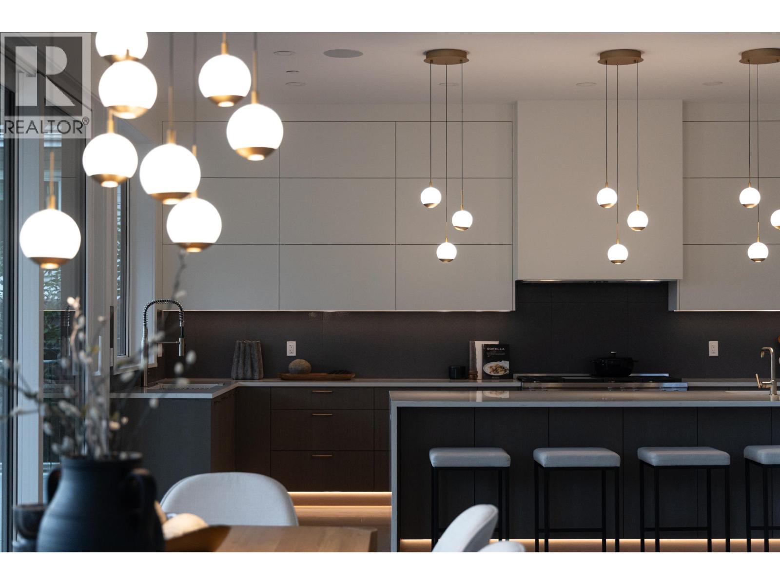 3180 BENBOW ROAD, West Vancouver