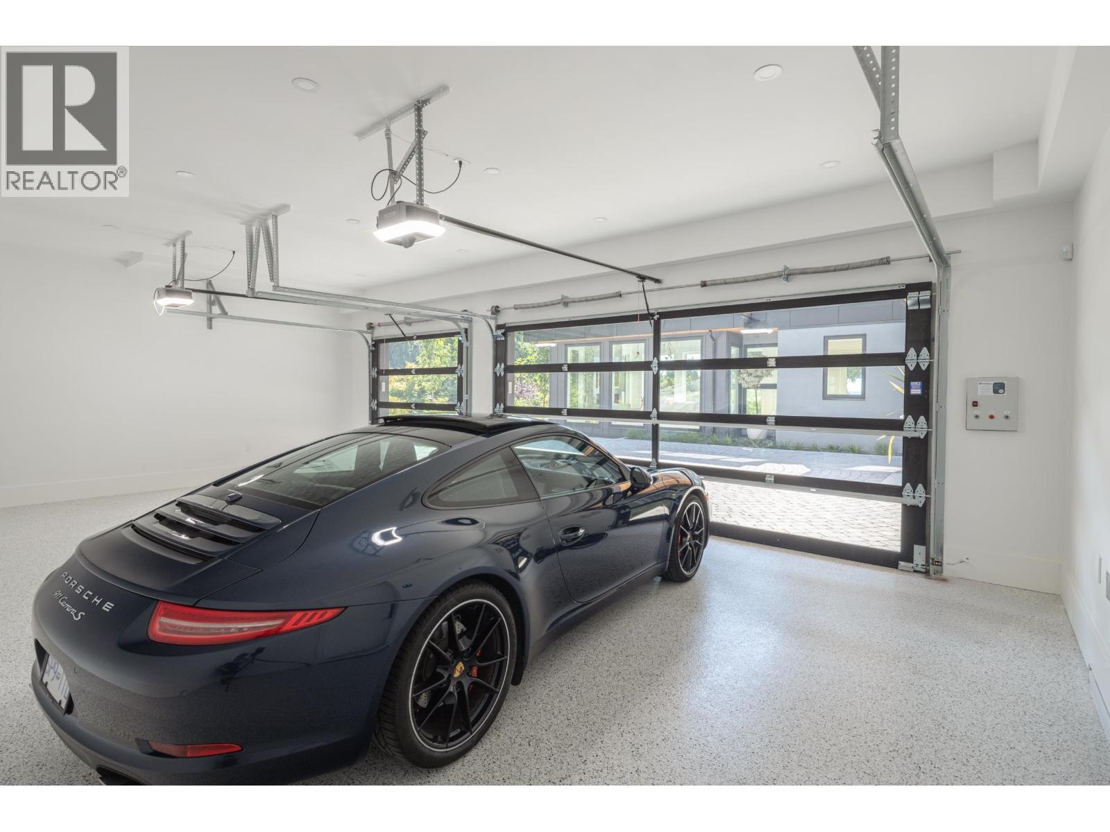 3180 BENBOW ROAD, West Vancouver