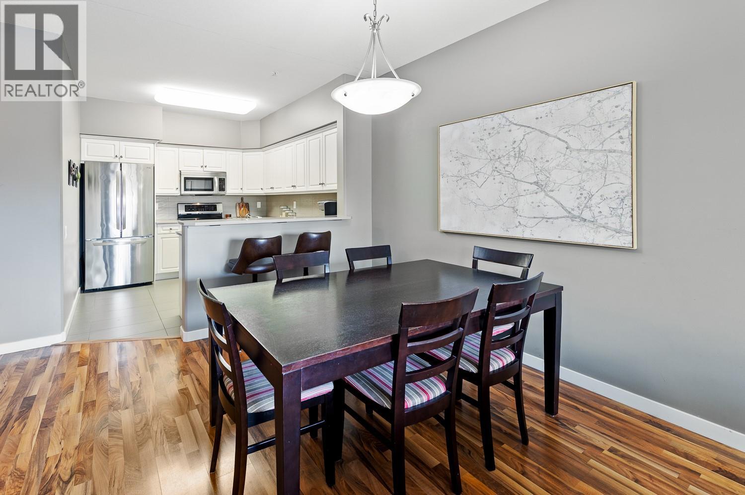 201 688 Lequime Road, Kelowna