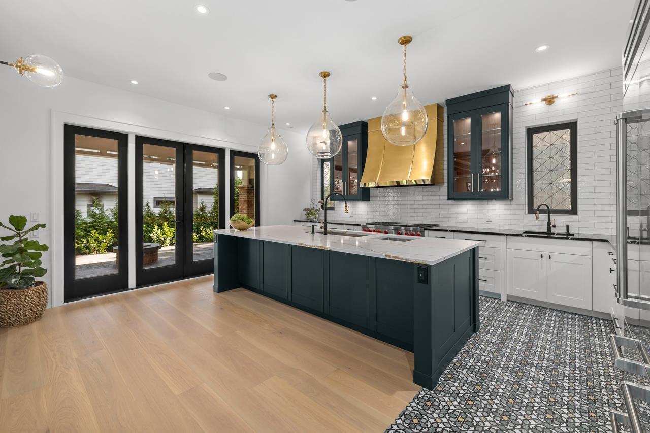 2422 CHRISTOPHERSON ROAD, Surrey