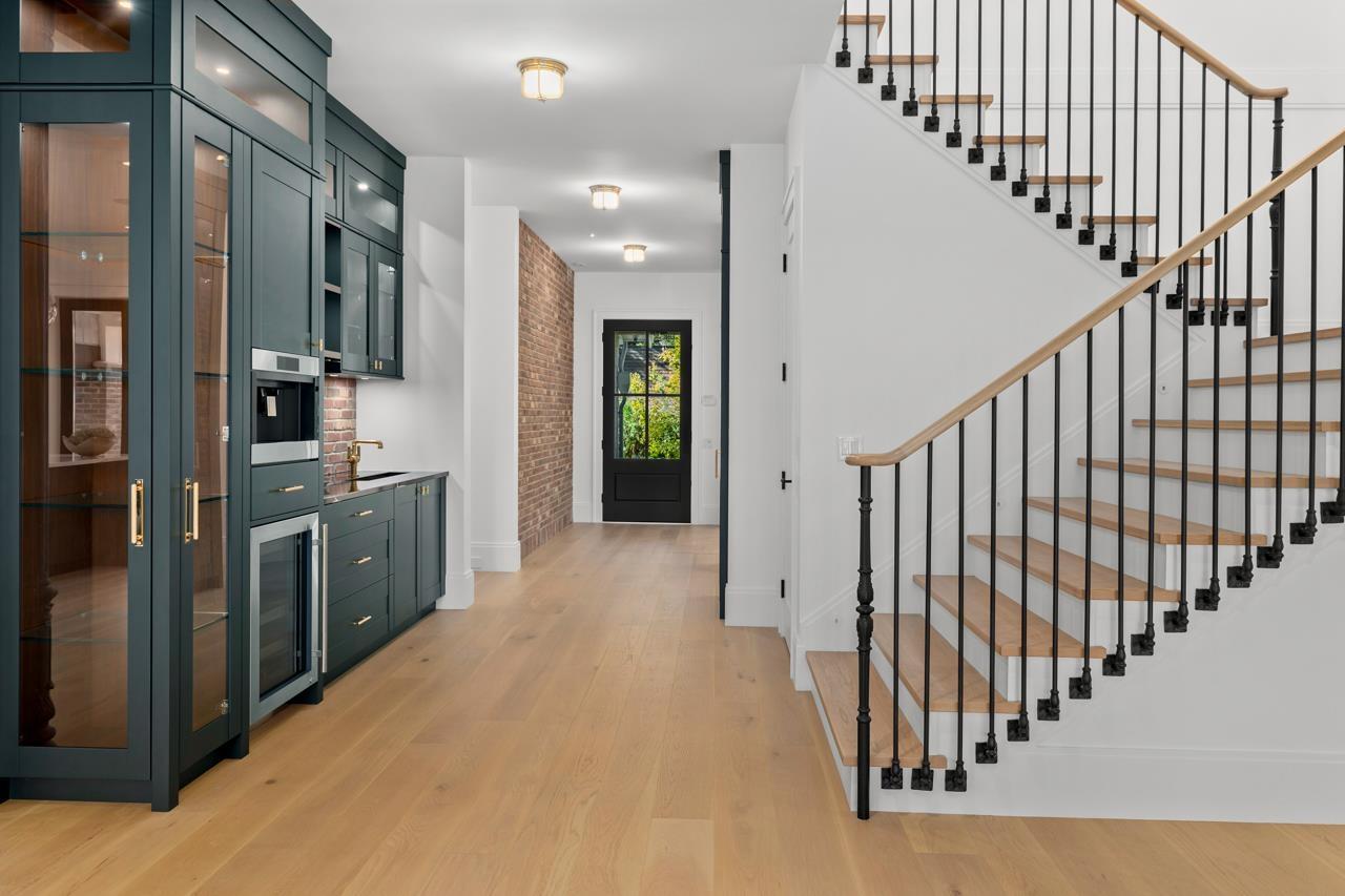 2422 CHRISTOPHERSON ROAD, Surrey