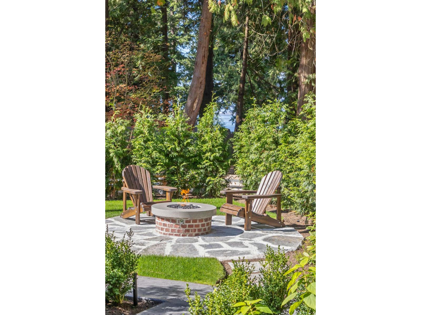 2422 CHRISTOPHERSON ROAD, Surrey