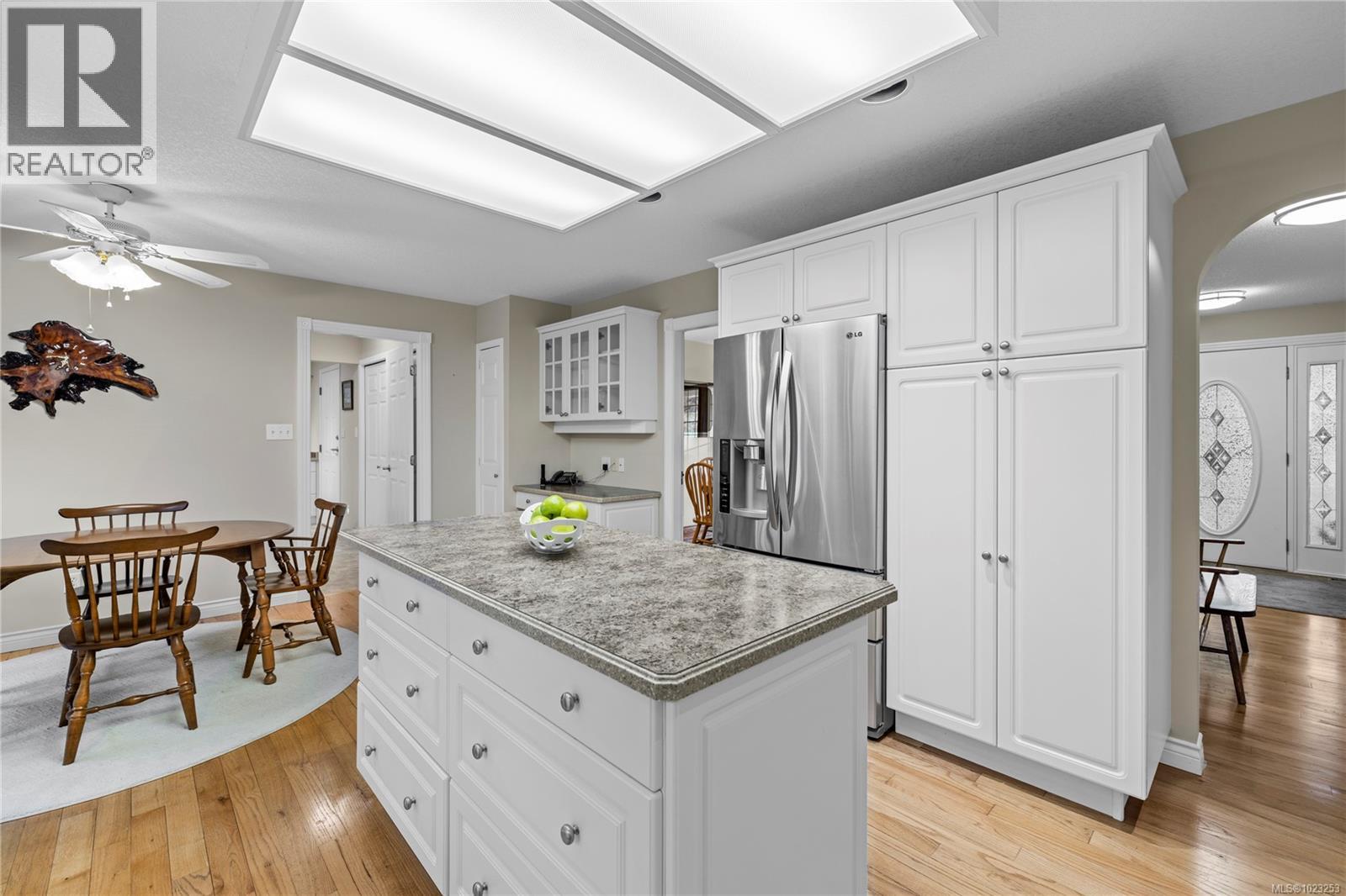 3321 Schooner Cove Dr, Nanoose Bay