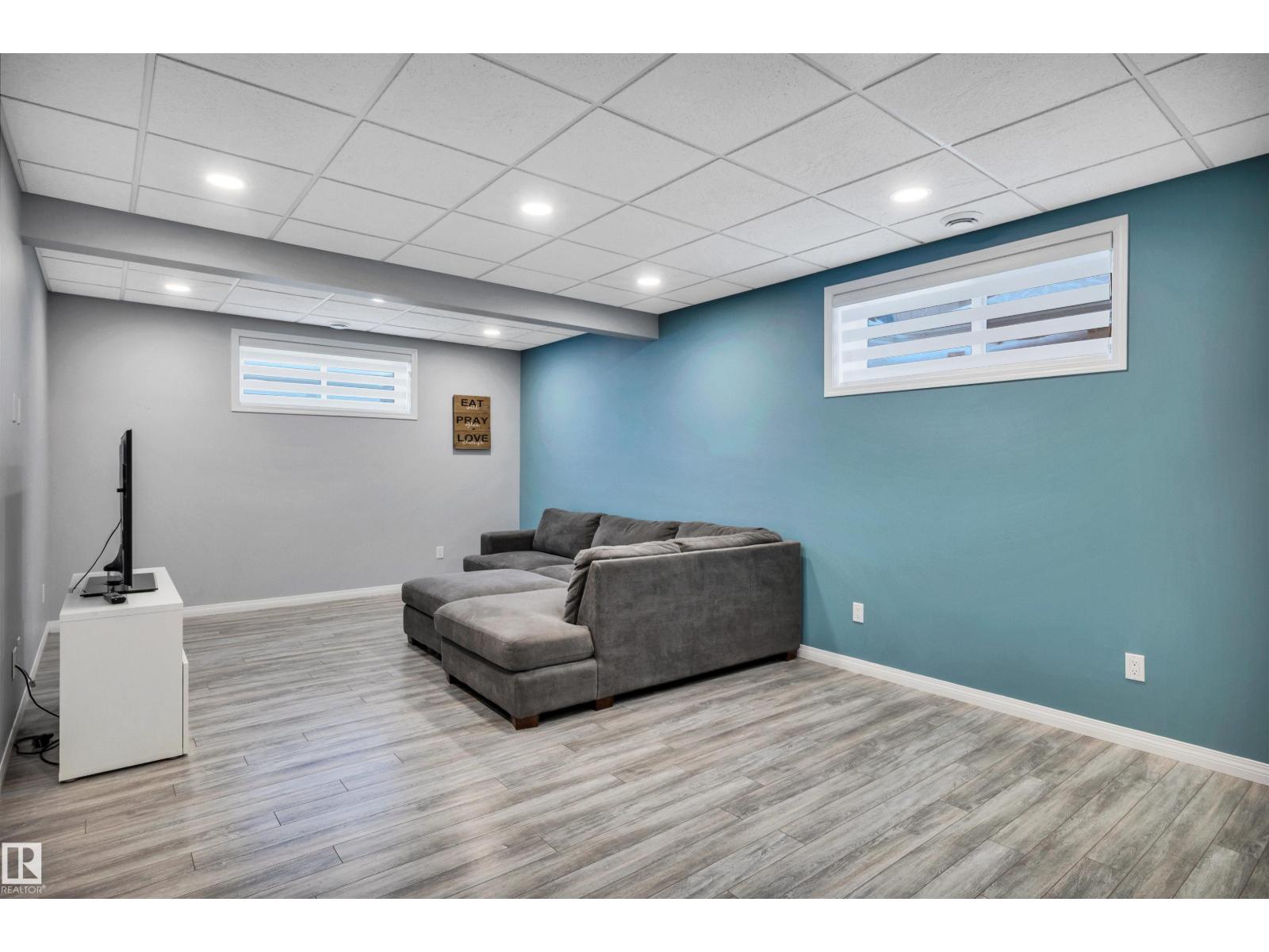 30 HARRINGTON BA, Spruce Grove