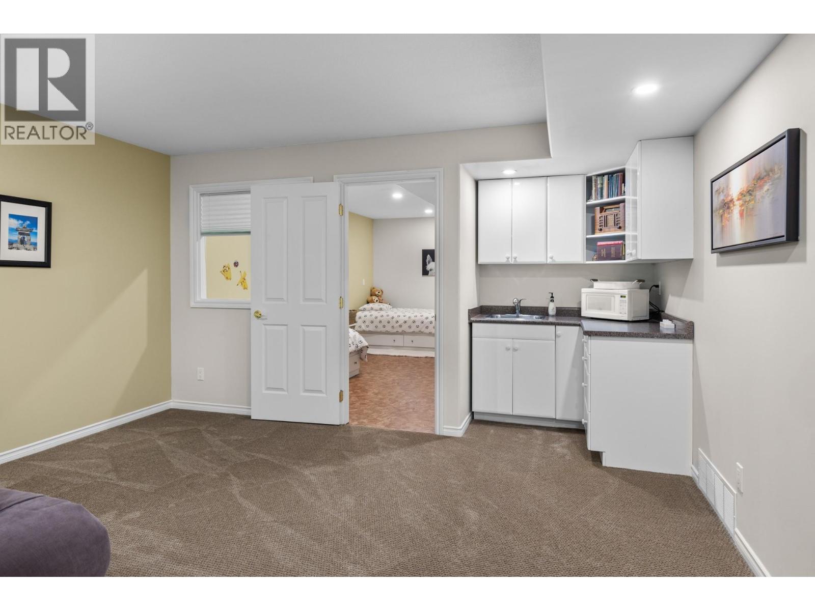  3917 Gallaghers Circle, Kelowna