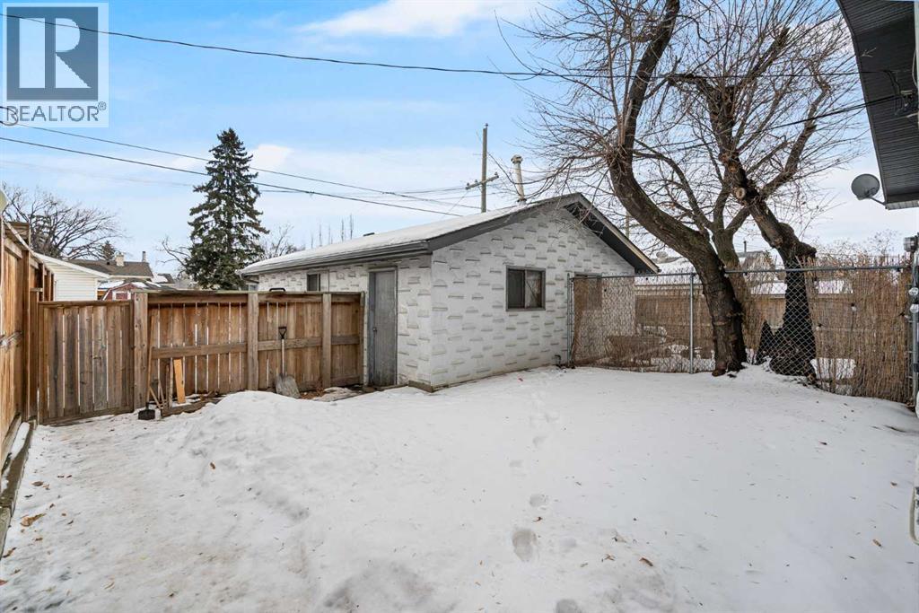 Multi-family House Bi-level for Sale in  &   Street SE Ogden Calgary 