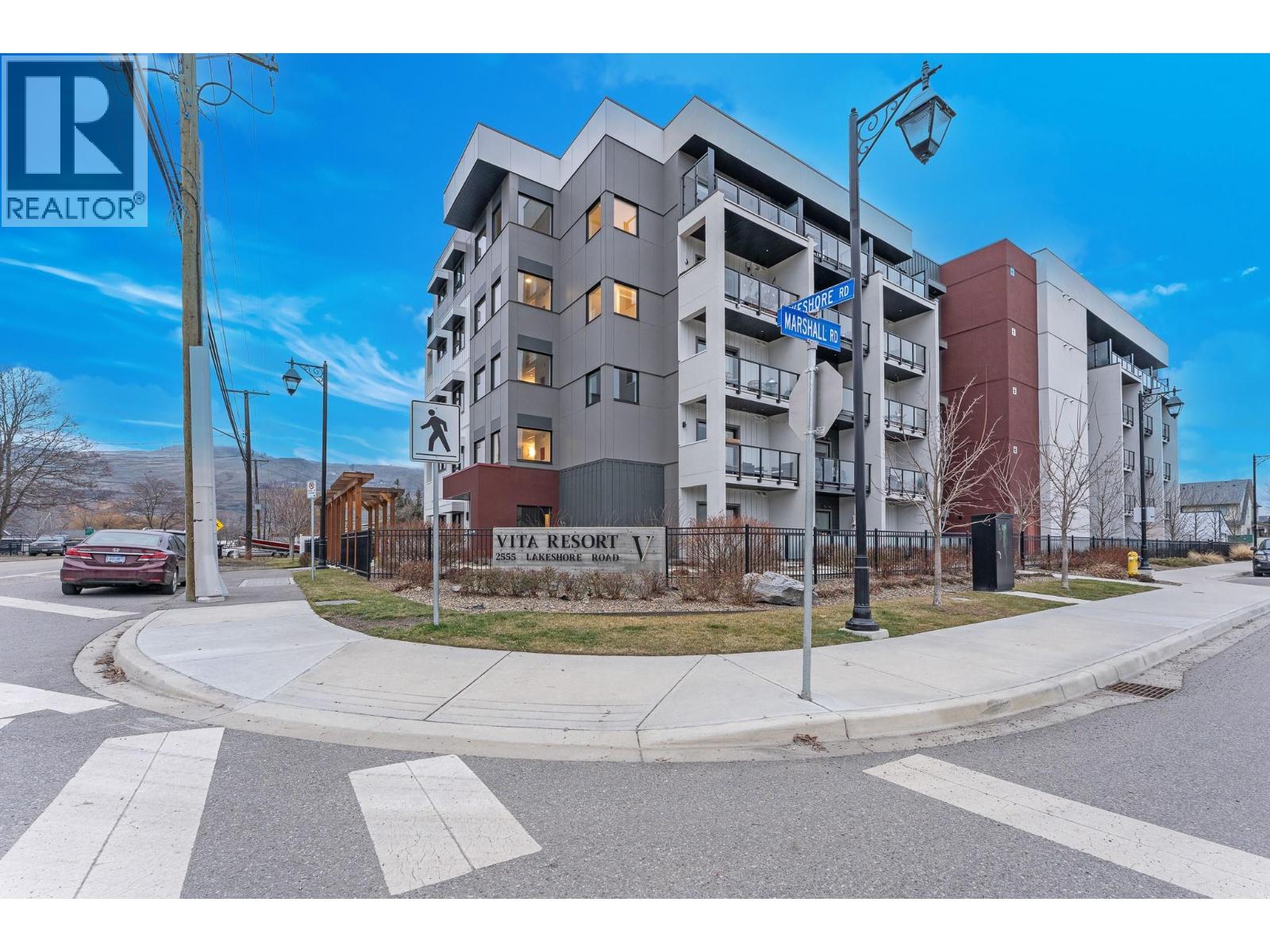 #310 2555 Lakeshore Road - 23