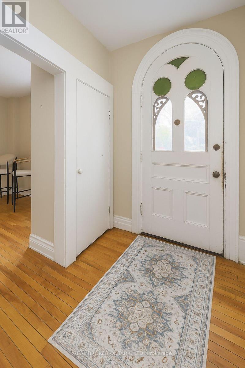 Single Family House for Sale in  ELLEN STREET North Middlesex (Parkhill) 