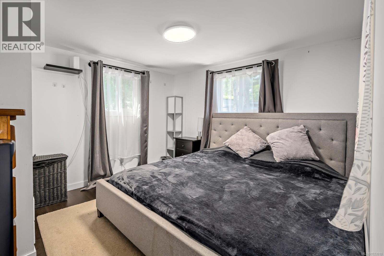 #43 1901 RYAN RD E - 26