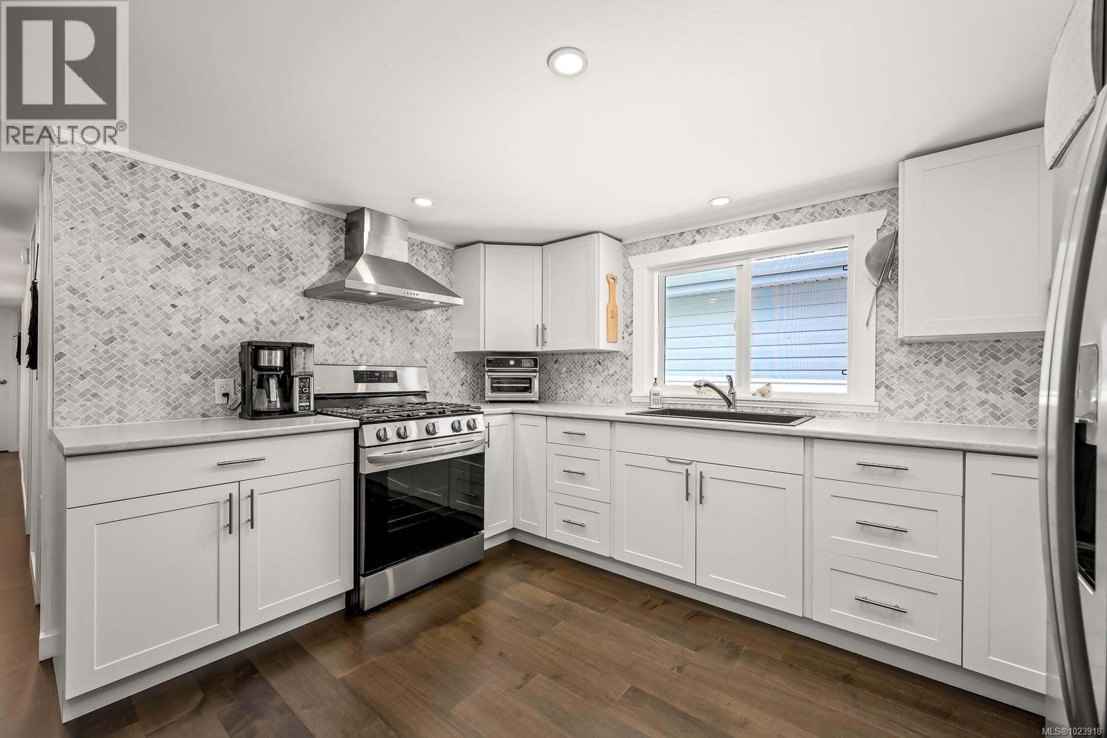 #43 1901 RYAN RD E - 7