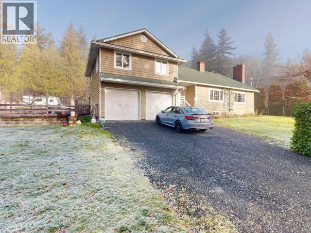 7241 WARNER STREET, Powell River