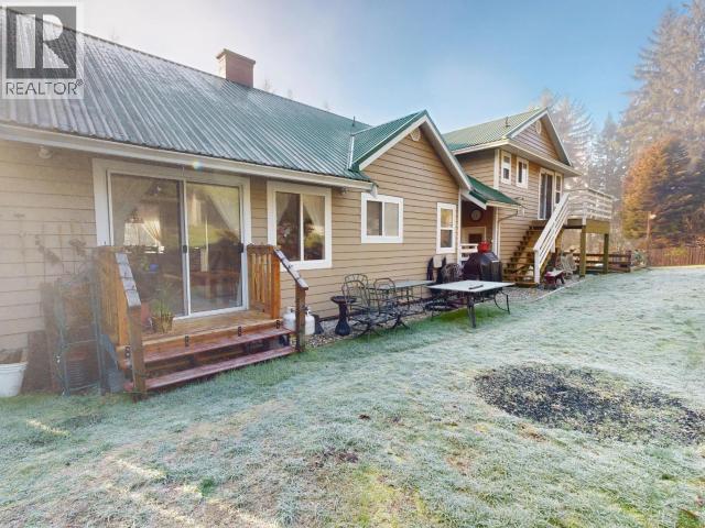 7241 WARNER STREET, Powell River