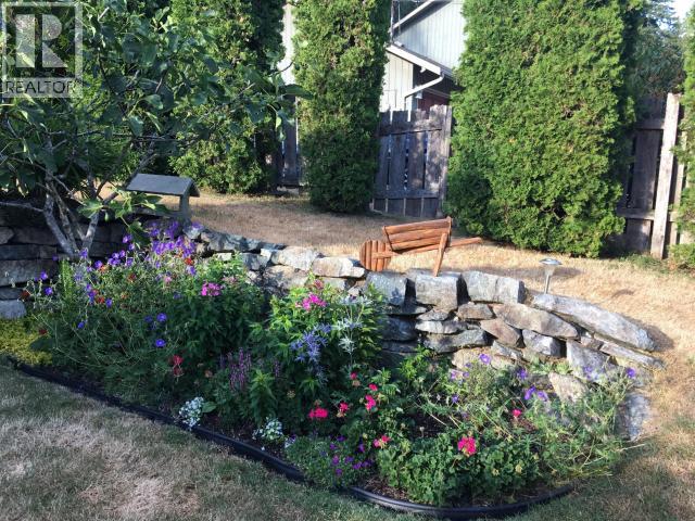 7241 WARNER STREET, Powell River