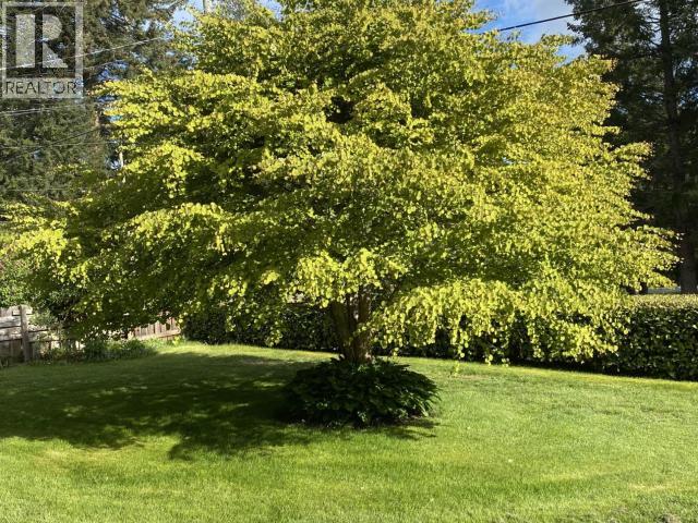 7241 WARNER STREET, Powell River